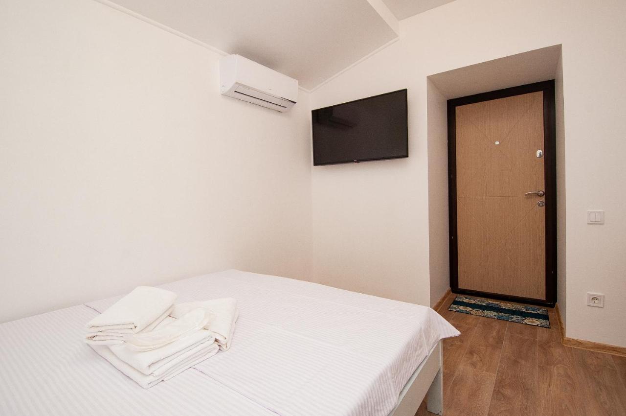 Suites On Chaikovskogo Odesa Exterior foto