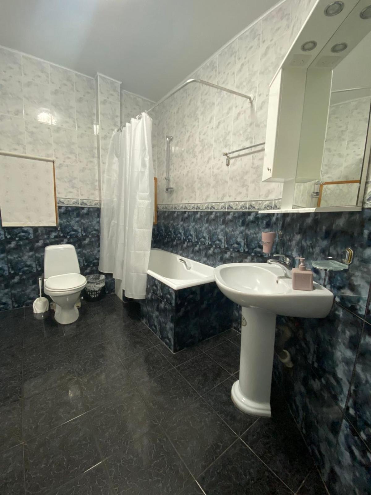 Suites On Chaikovskogo Odesa Exterior foto